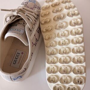 Gucci Cream Sneakers with Multicolor Logo